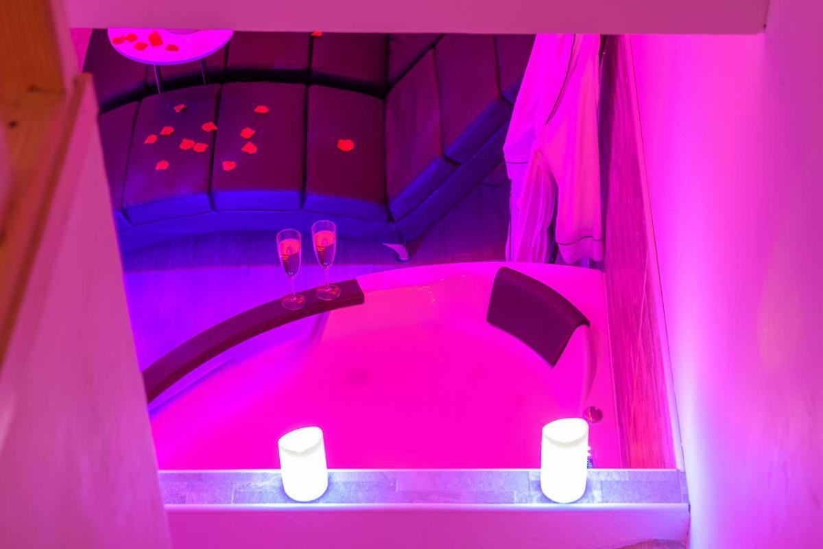 Love Room - Suite Romantique Avec Spa Privatif Le Puy-en-Velay Exterior foto